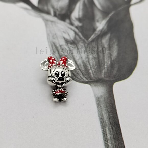 Pandora dress and Minnie charm with bow - Picture 7 of 7